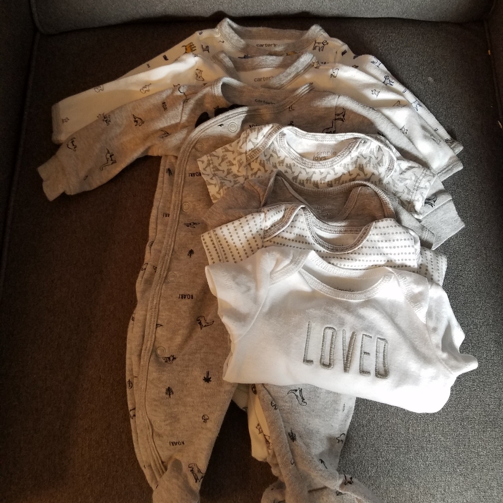 7 Carter's baby items